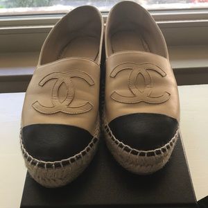 EUC Chanel beige espadrilles